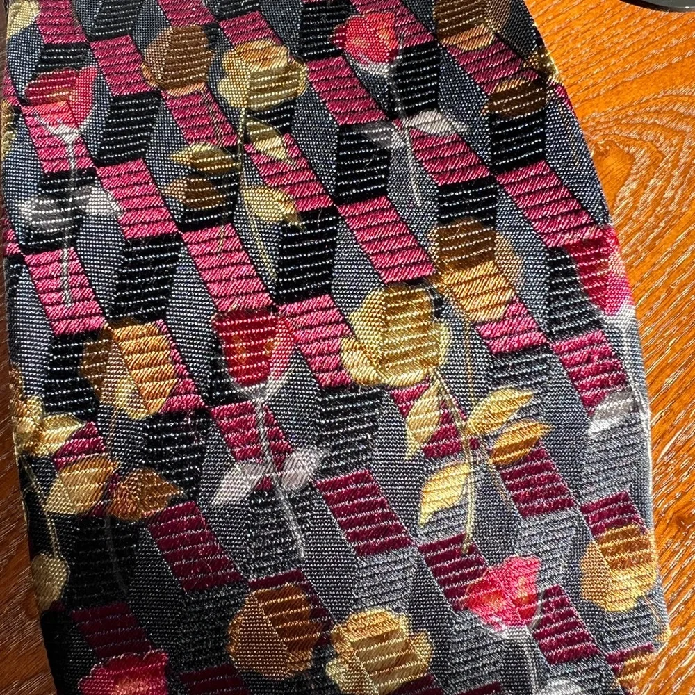 Silk - Floral Geometric Silk Tie - Black, Red, Gold , Italy